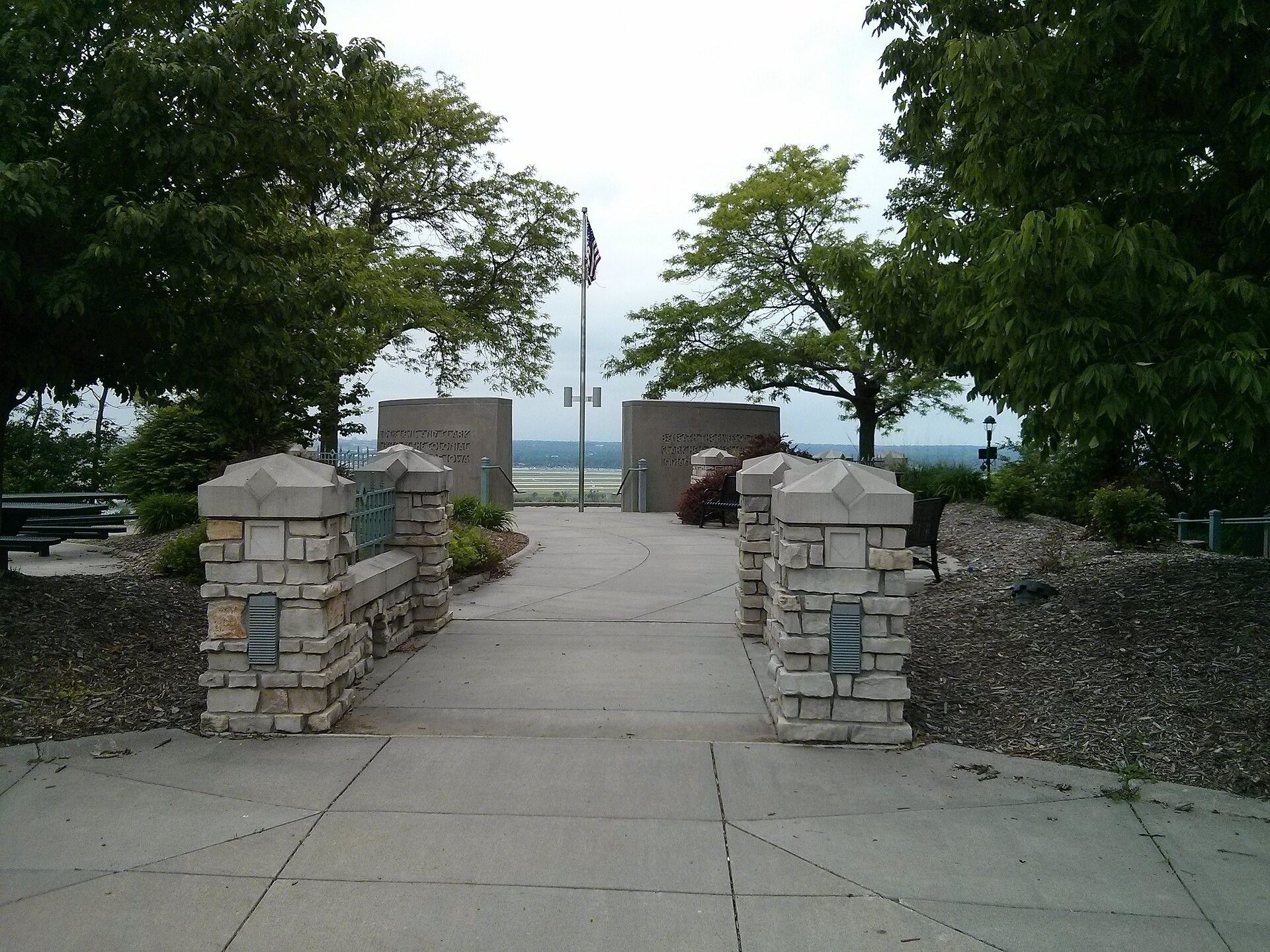 Lewis & Clark Monument Loop