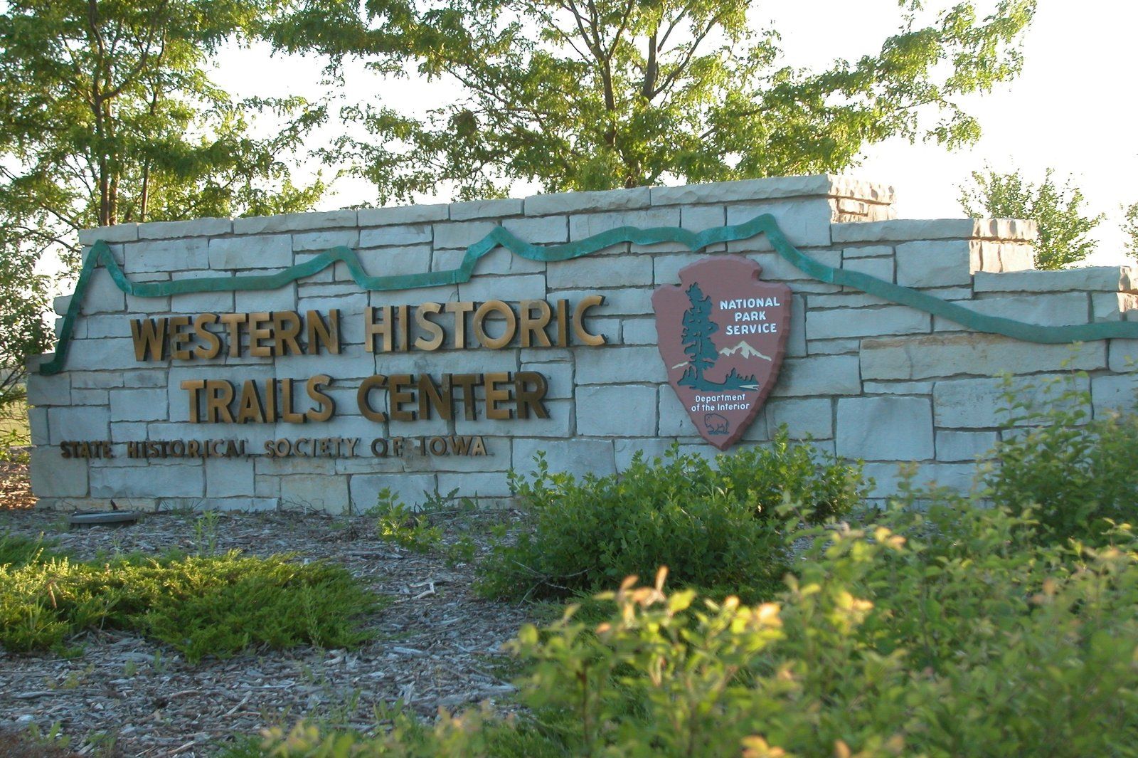 Western Historic Trails Center Link