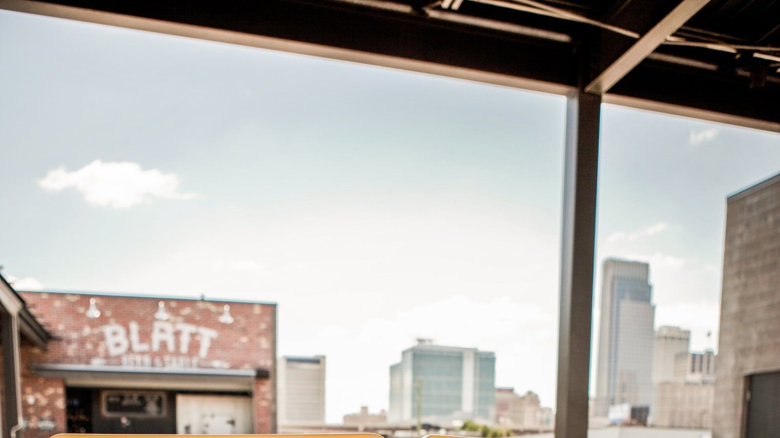 Blatt Beer & Table